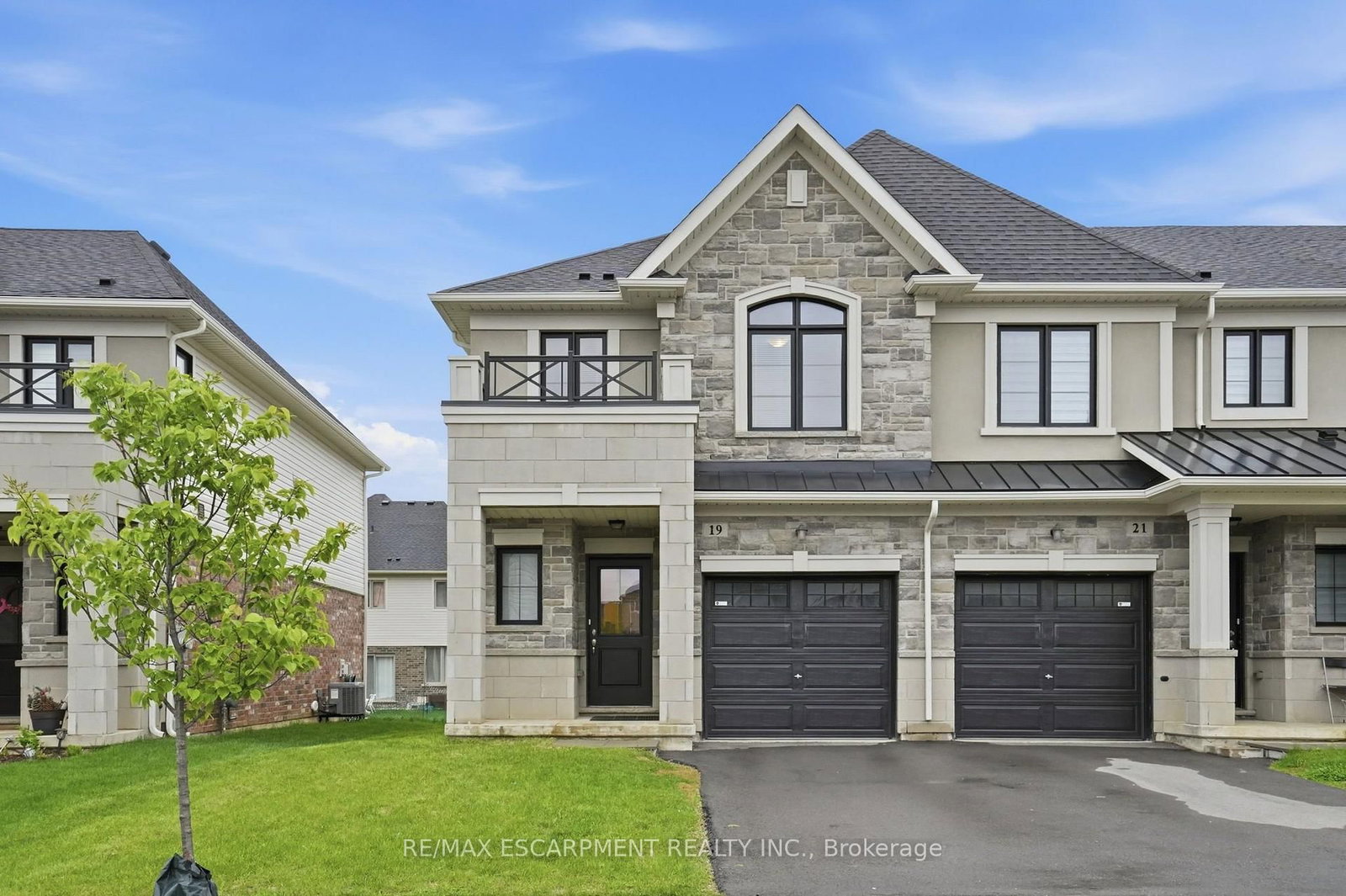 19 Mia Drive • Hamilton, ON photo 1