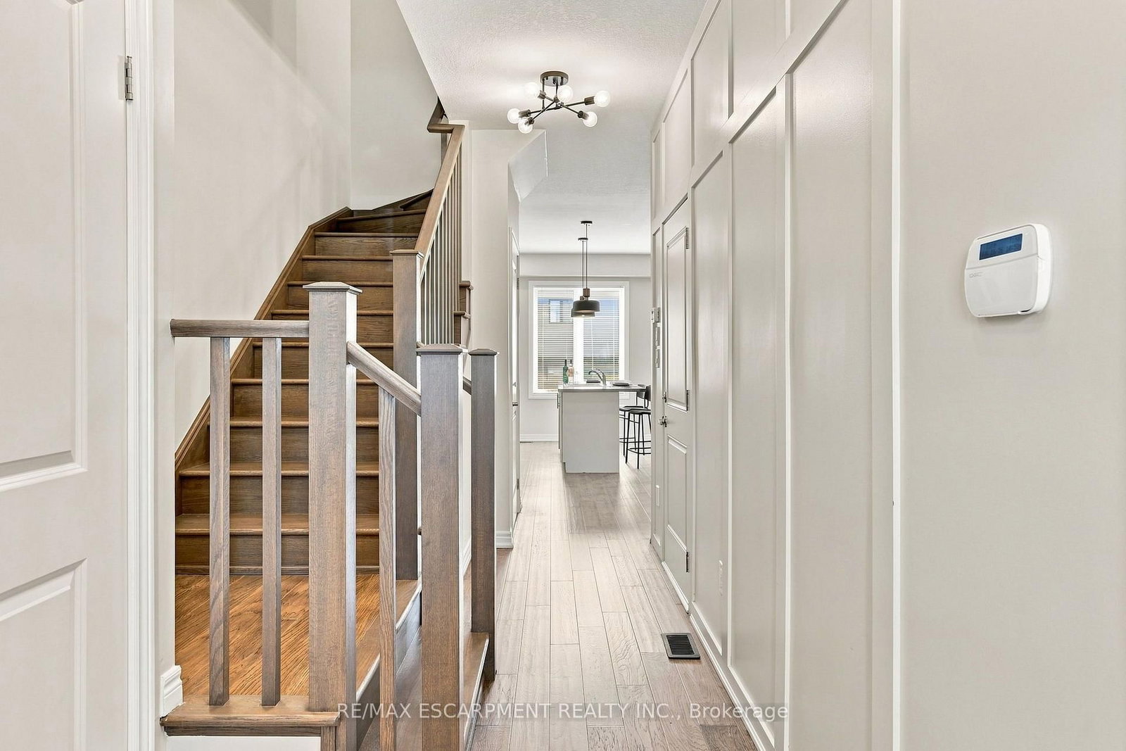 19 Mia Drive • Hamilton, ON photo 6