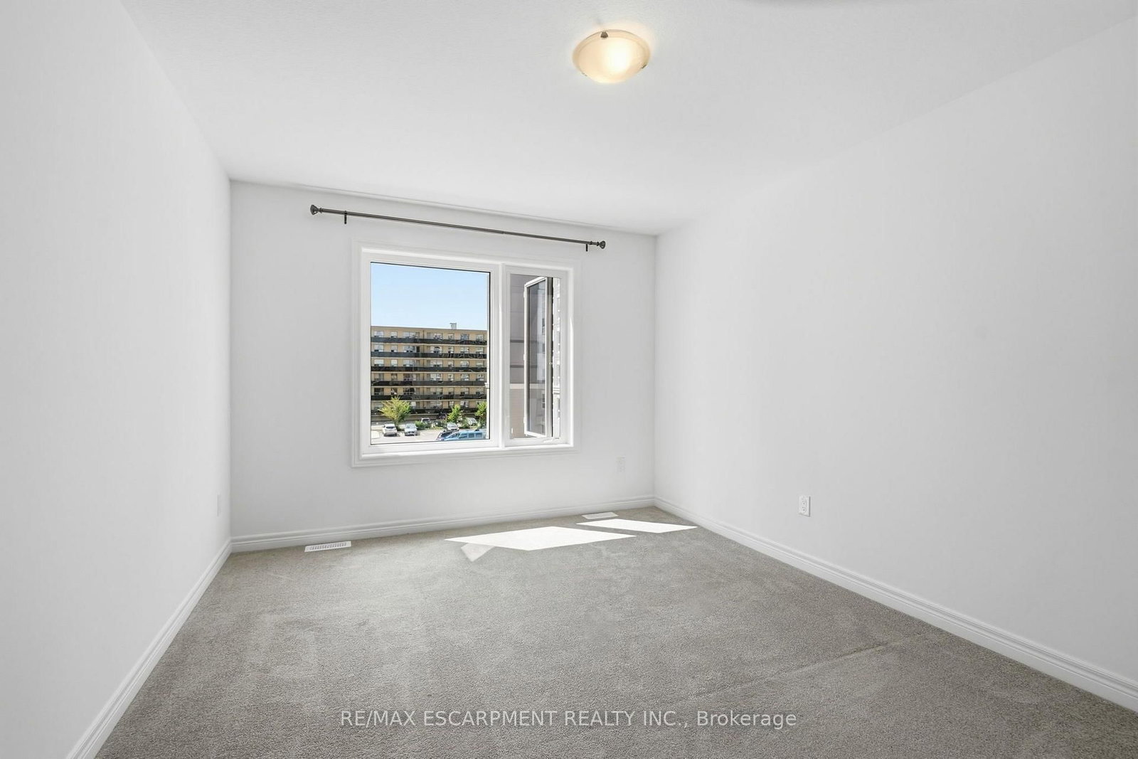 19 Roxanne Drive • #119 • Hamilton, ON photo 19