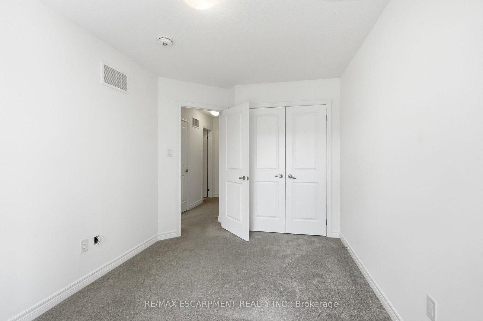 19 Roxanne Drive • #119 • Hamilton, ON photo 22