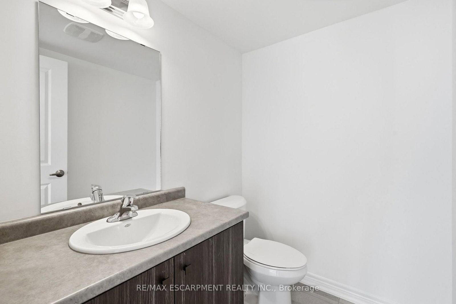19 Roxanne Drive • #119 • Hamilton, ON photo 24
