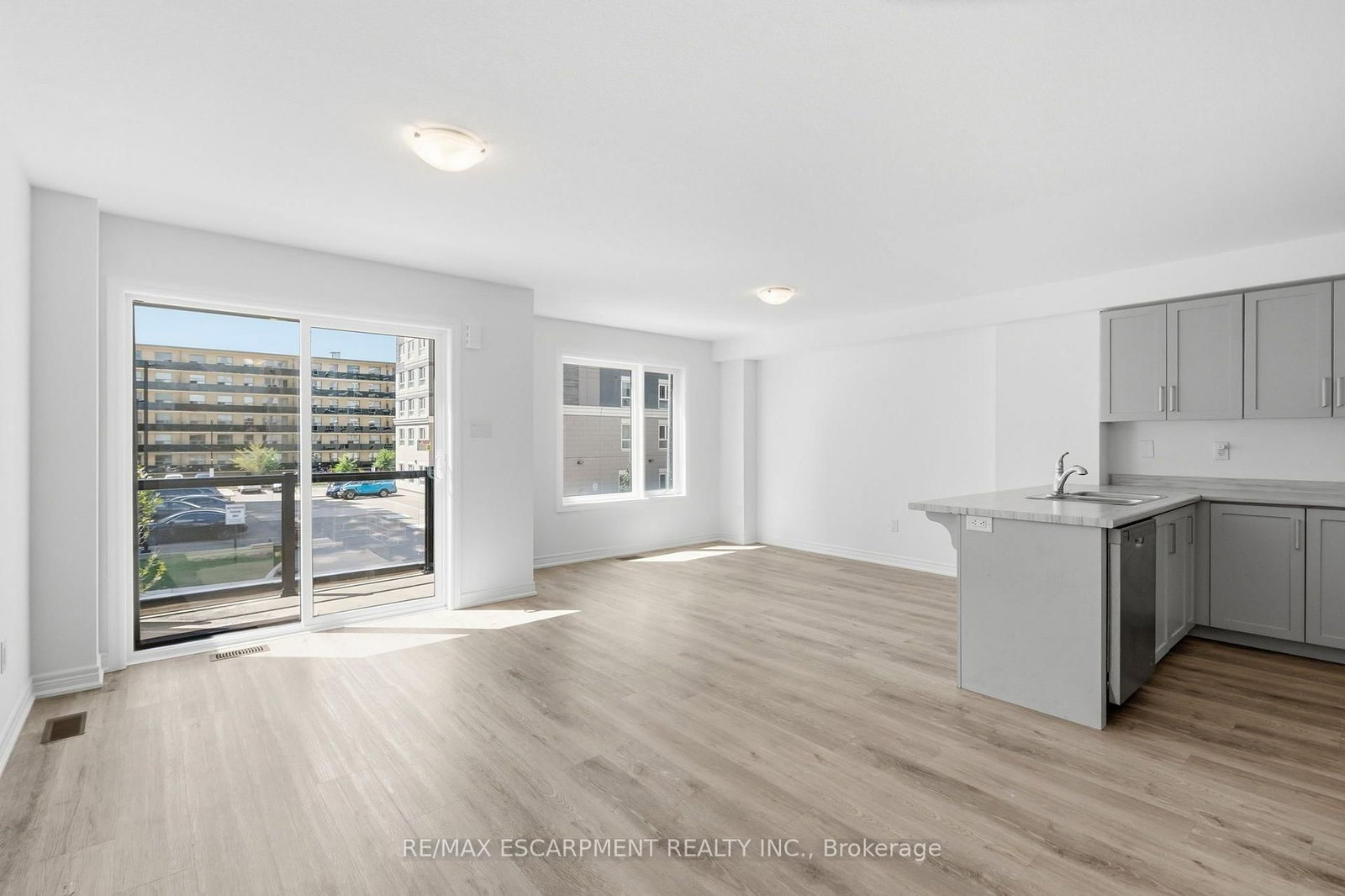 19 Roxanne Drive • #119 • Hamilton, ON photo 9