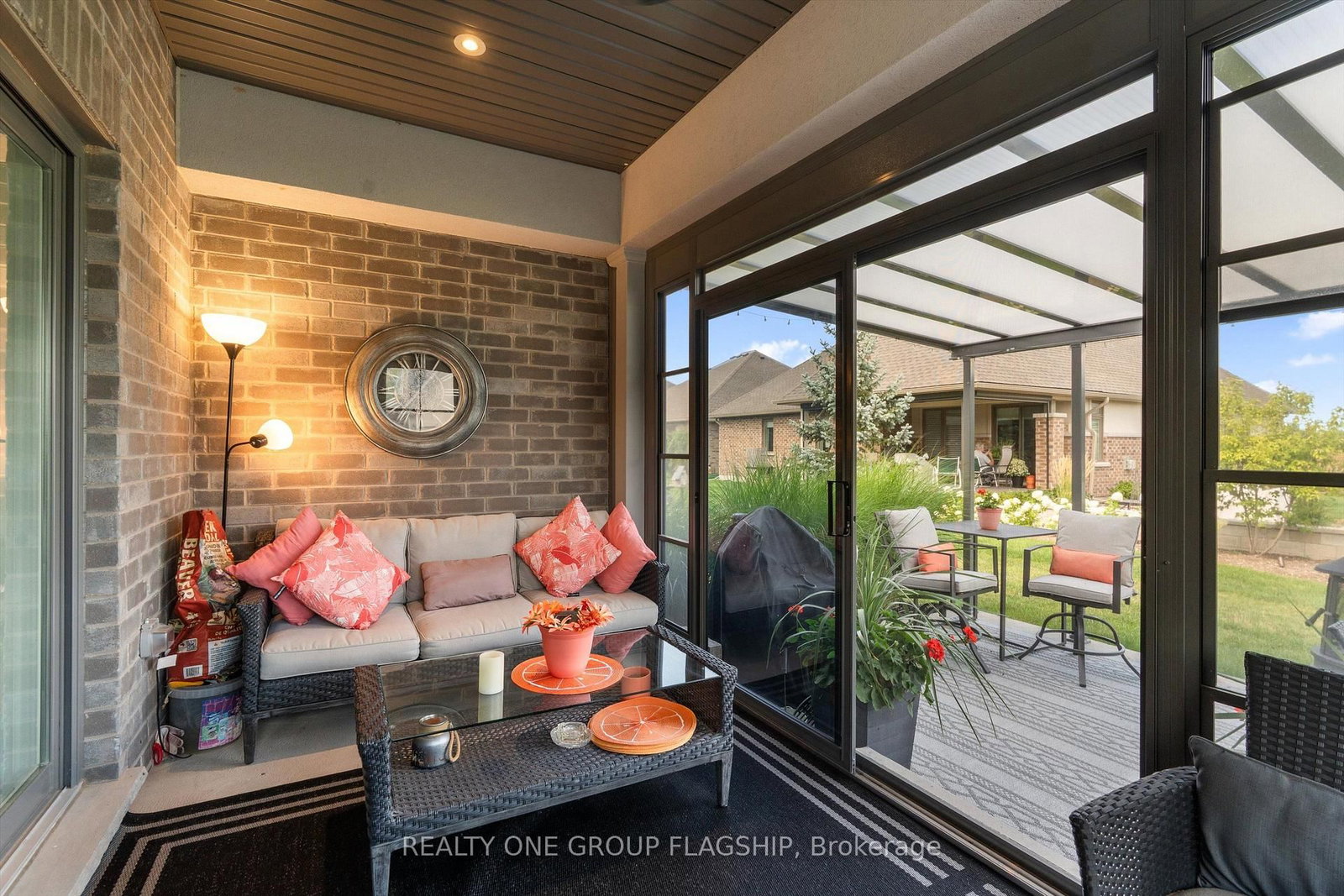 104 Berwick Trail • Welland, ON photo 28