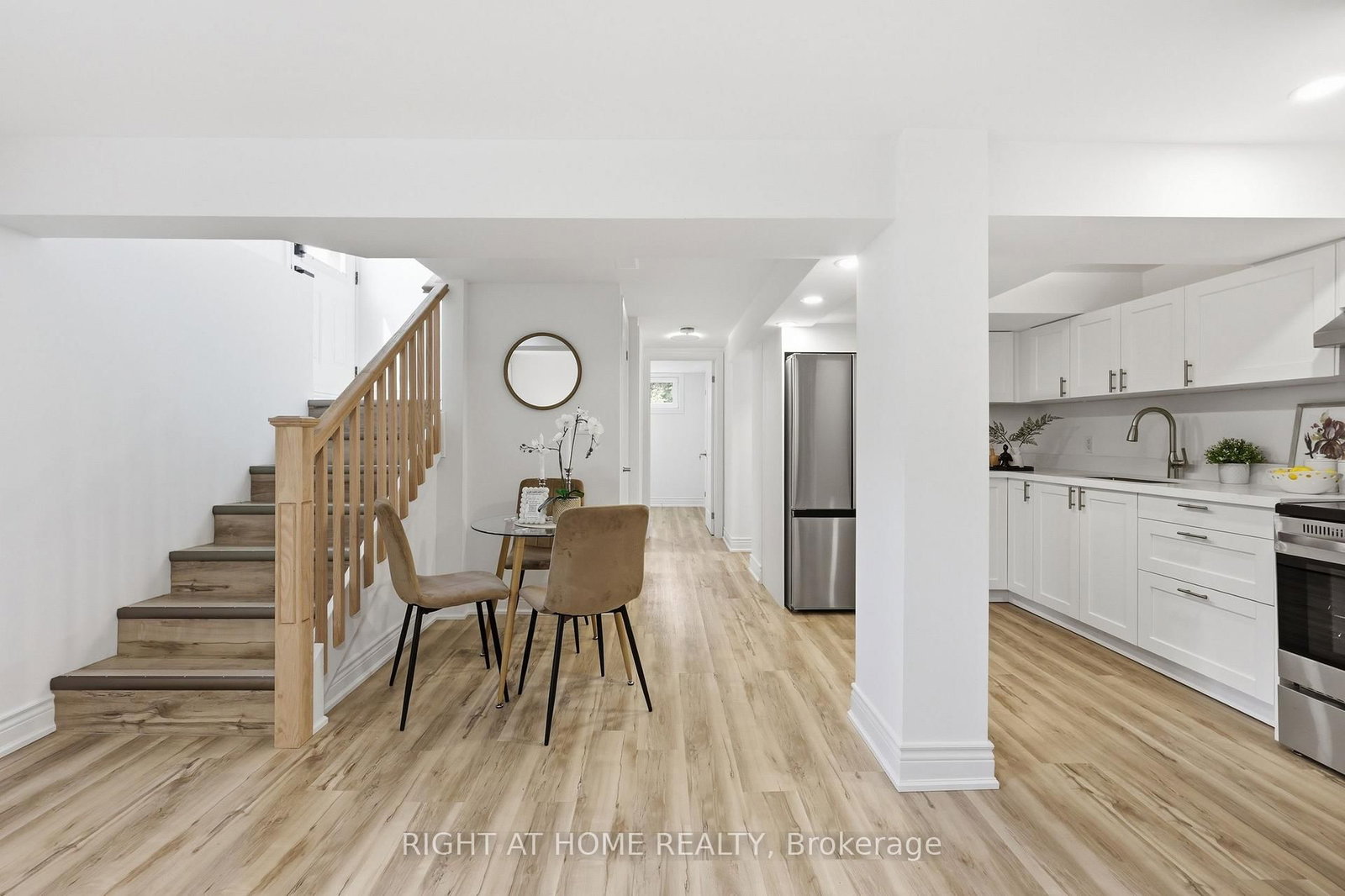 156 E 36th Street • Hamilton, ON photo 22