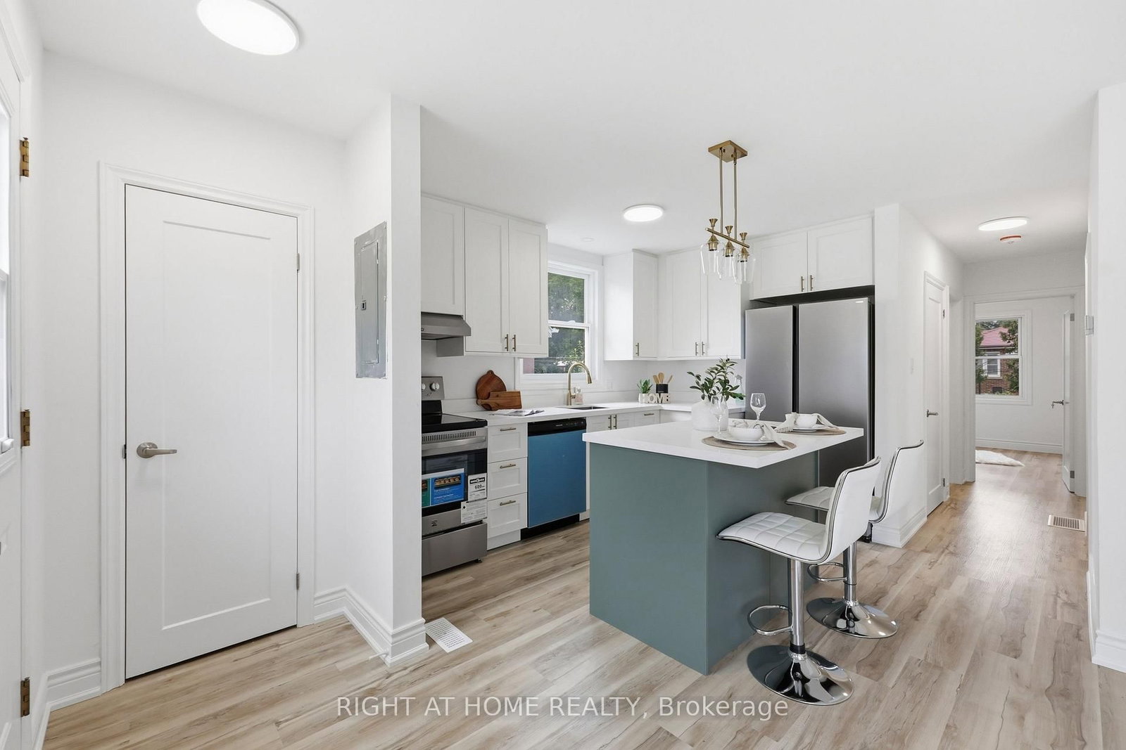 156 E 36th Street • Hamilton, ON photo 9