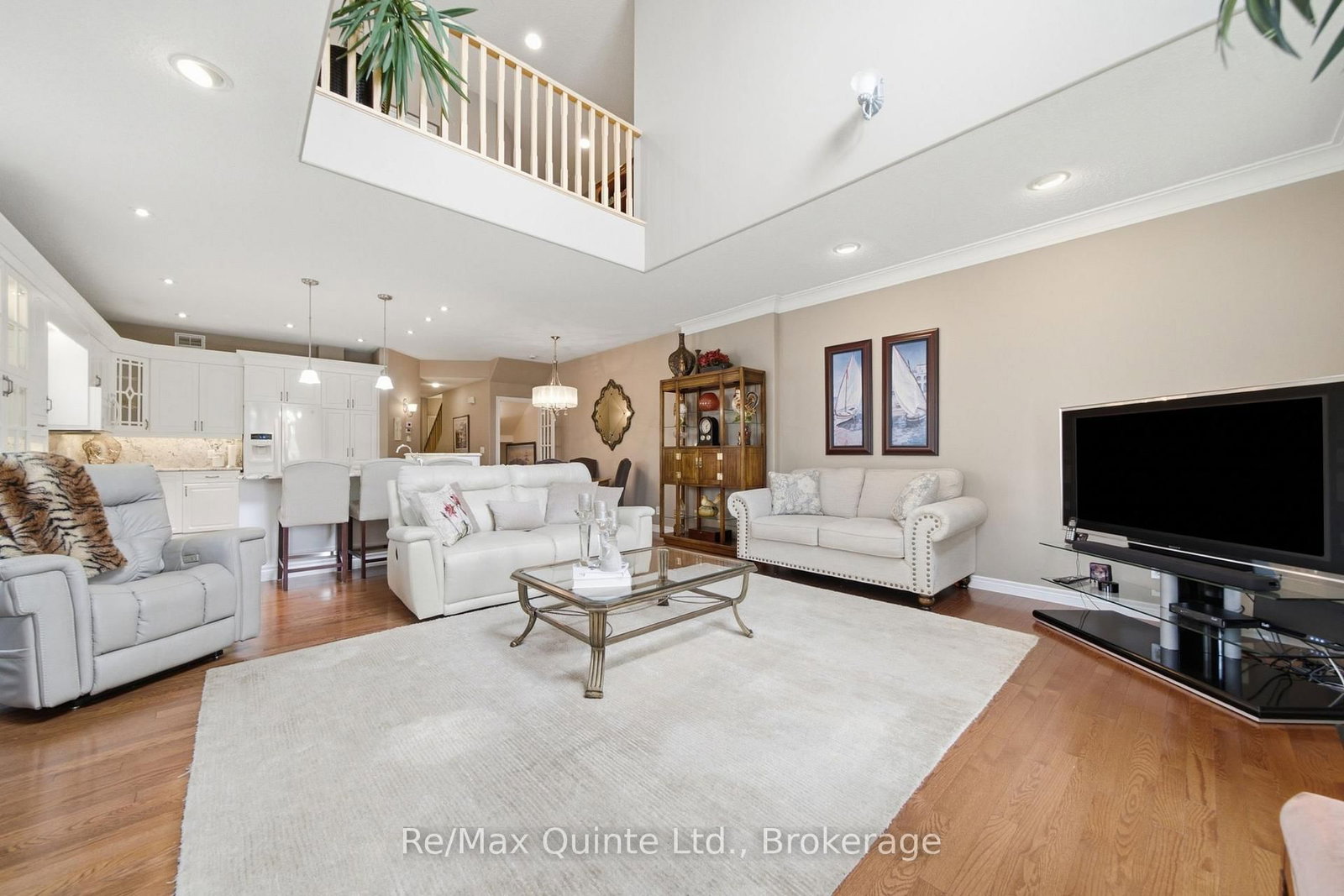 86 Pinnacle Street S • Belleville, ON photo 25