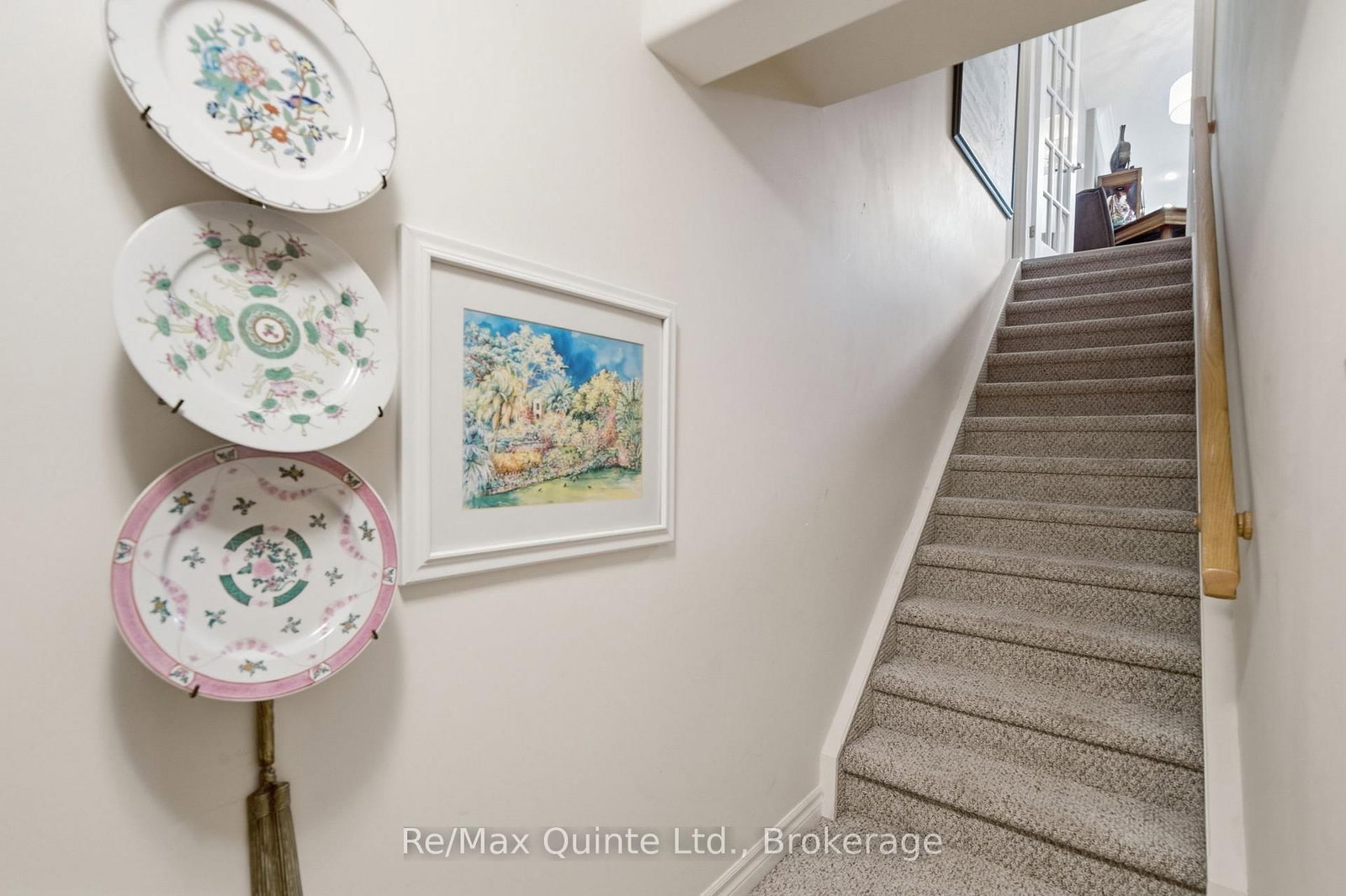 86 Pinnacle Street S • Belleville, ON photo 30