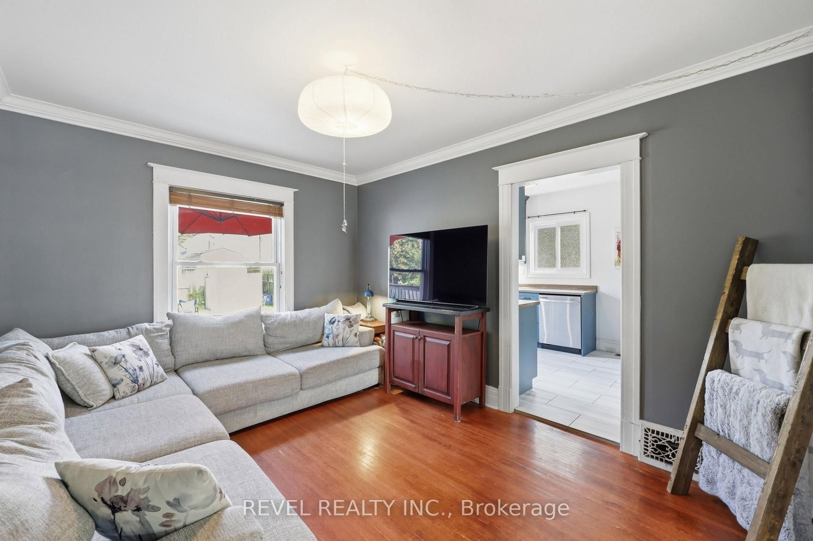 52 Berryman Avenue • St. Catharines, ON photo 10