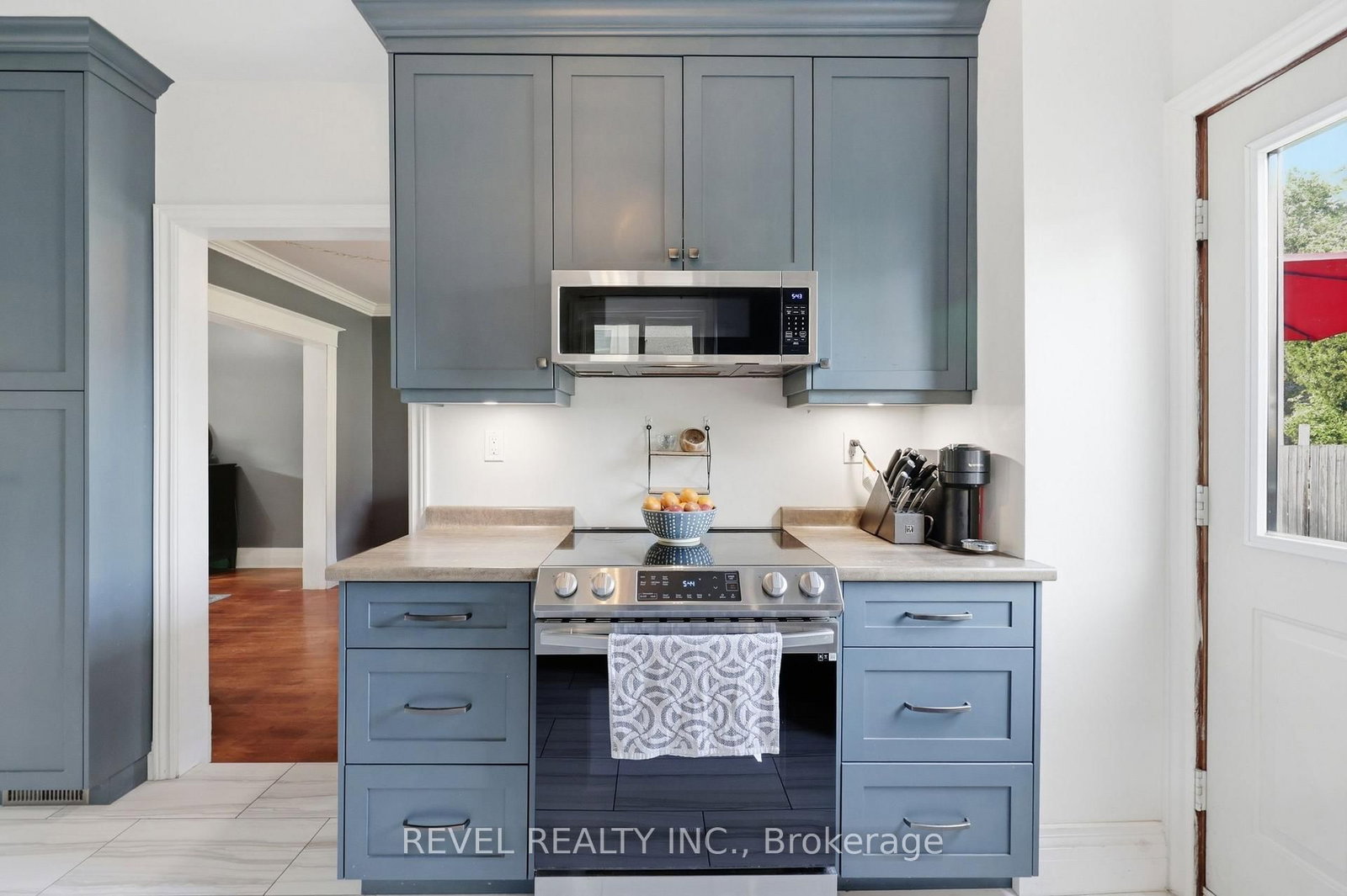 52 Berryman Avenue • St. Catharines, ON photo 12