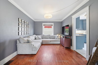52 Berryman Avenue • St. Catharines, ON photo 9