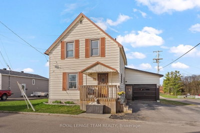 80 Bank Street S • Renfrew, ON photo 3