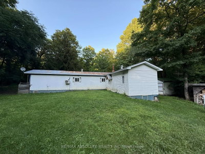 3205 7th Concession Road • Pakenham, ON photo 6