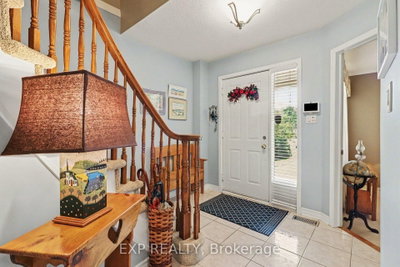 1683 Des Perdrix Crescent • Orleans, ON photo 4