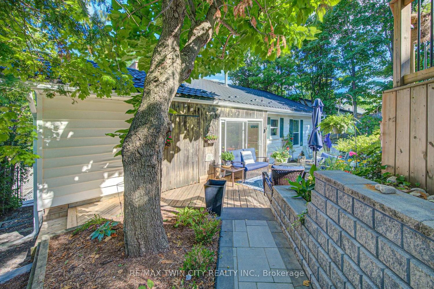 24 Forest Road • Cambridge, ON photo 36