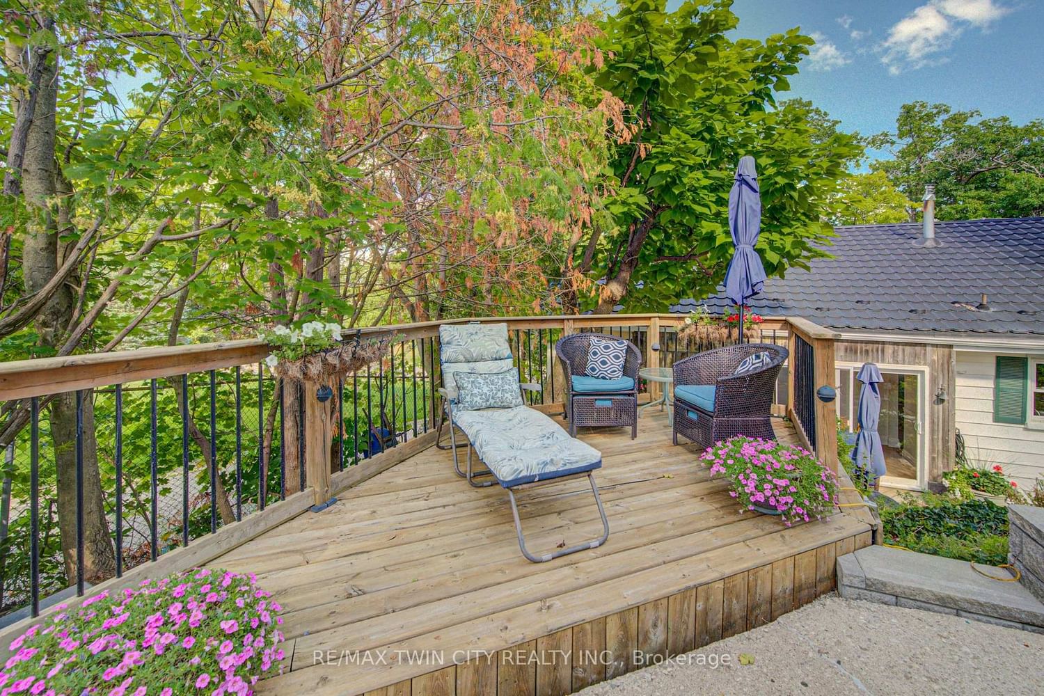 24 Forest Road • Cambridge, ON photo 39