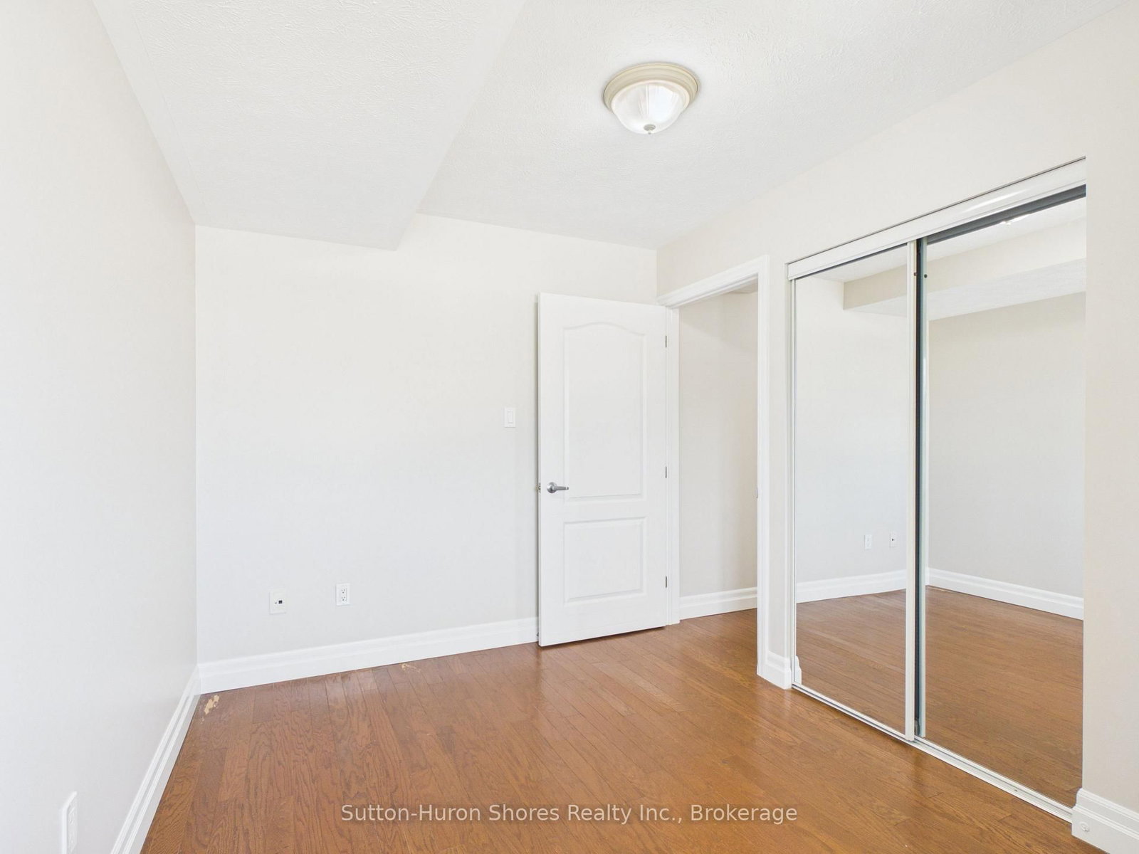 221 Adelaide Street • #402 • Saugeen Shores, ON photo 18