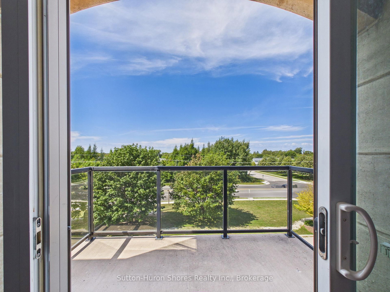 221 Adelaide Street • #402 • Saugeen Shores, ON photo 8