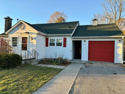 Detached House for lease at 260 Isaac Street, Gravenhurst, Ontario, P1P 1G2 - Muskoka (S) - MLS: X13689888