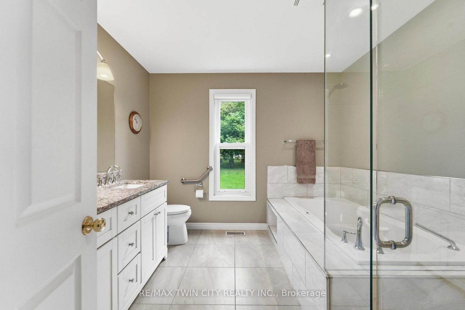 15 Shephard Place • Wilmot, ON photo 24
