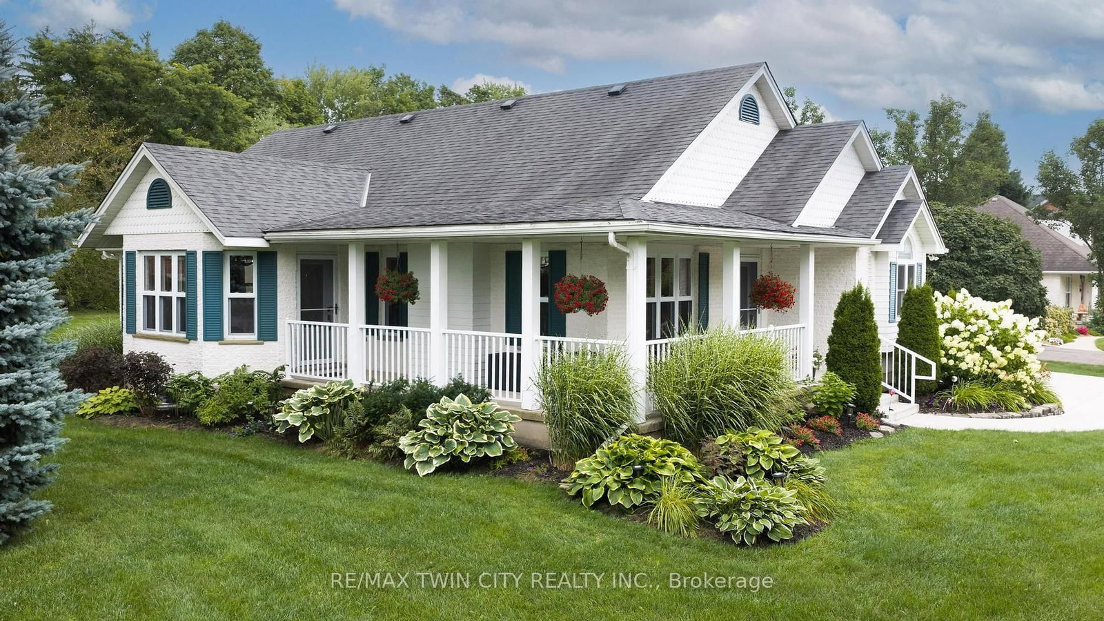 15 Shephard Place • Wilmot, ON photo 4