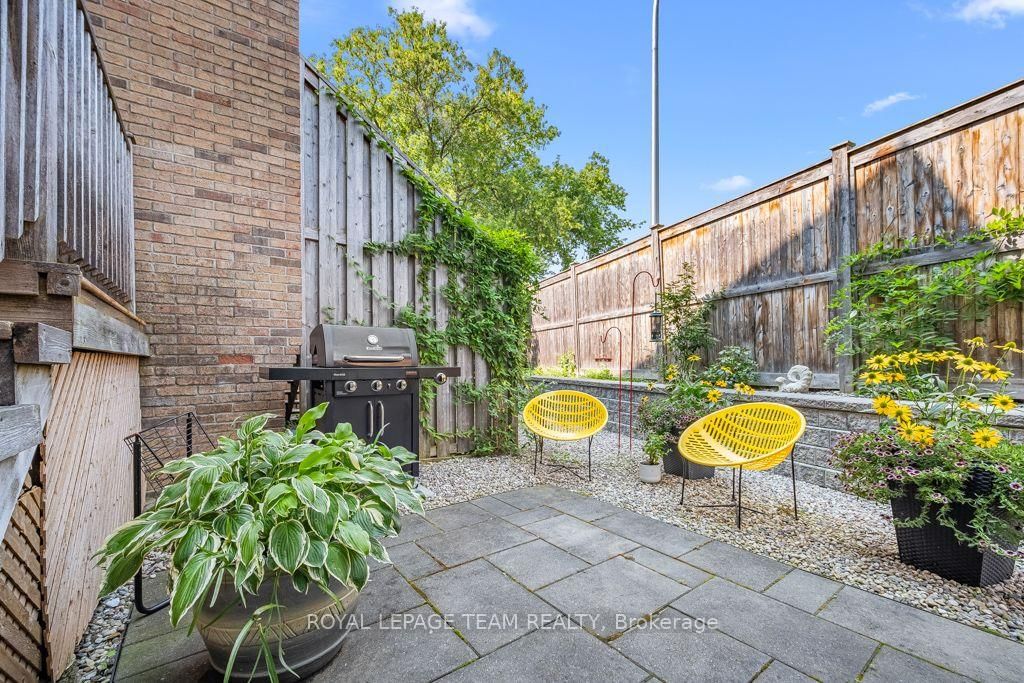 575 OLD ST PATRICK Street • #17 • Ottawa, ON photo 31