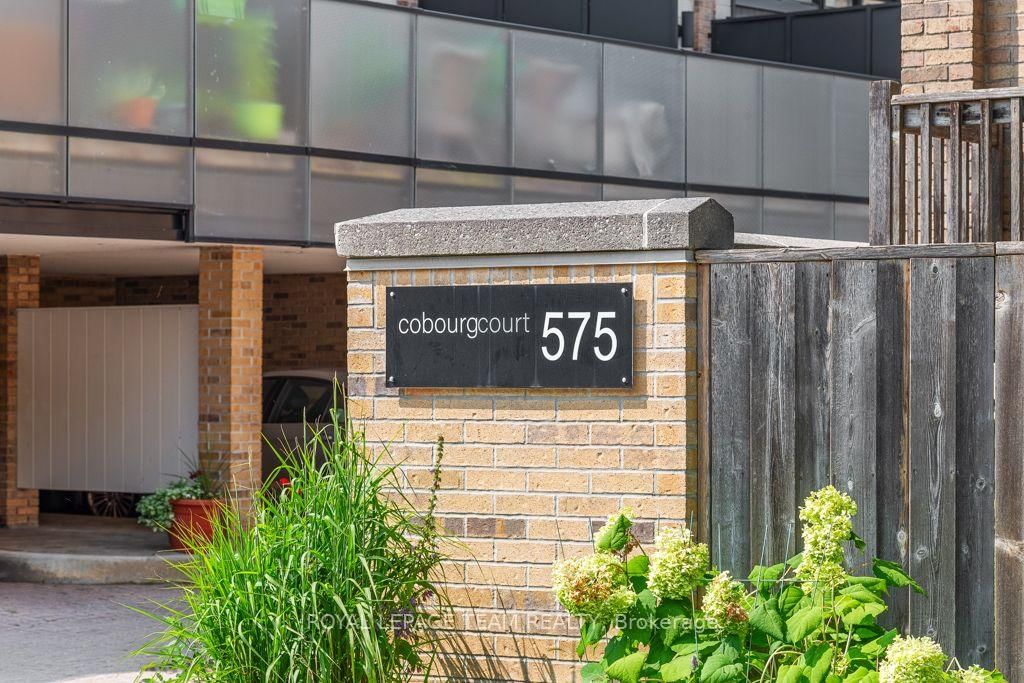 575 OLD ST PATRICK Street • #17 • Ottawa, ON photo 34