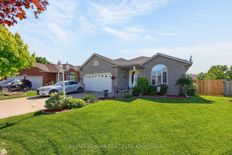 4457 Kathleen Crescent