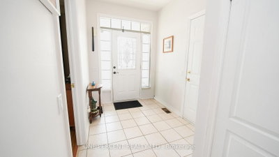 537 Fiddle Park Lane • Shelburne, ON photo 4