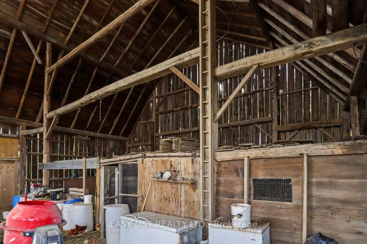 534 Cedar Glen Road • Kawartha Lakes, ON photo 13