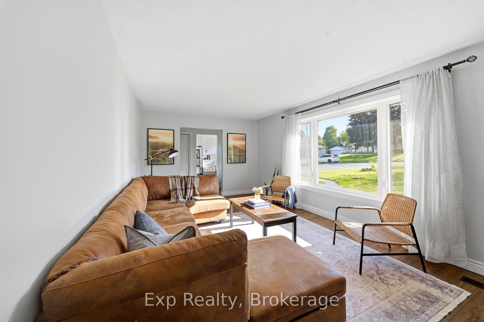 57 Huntingwood Drive • Belleville, ON photo 13