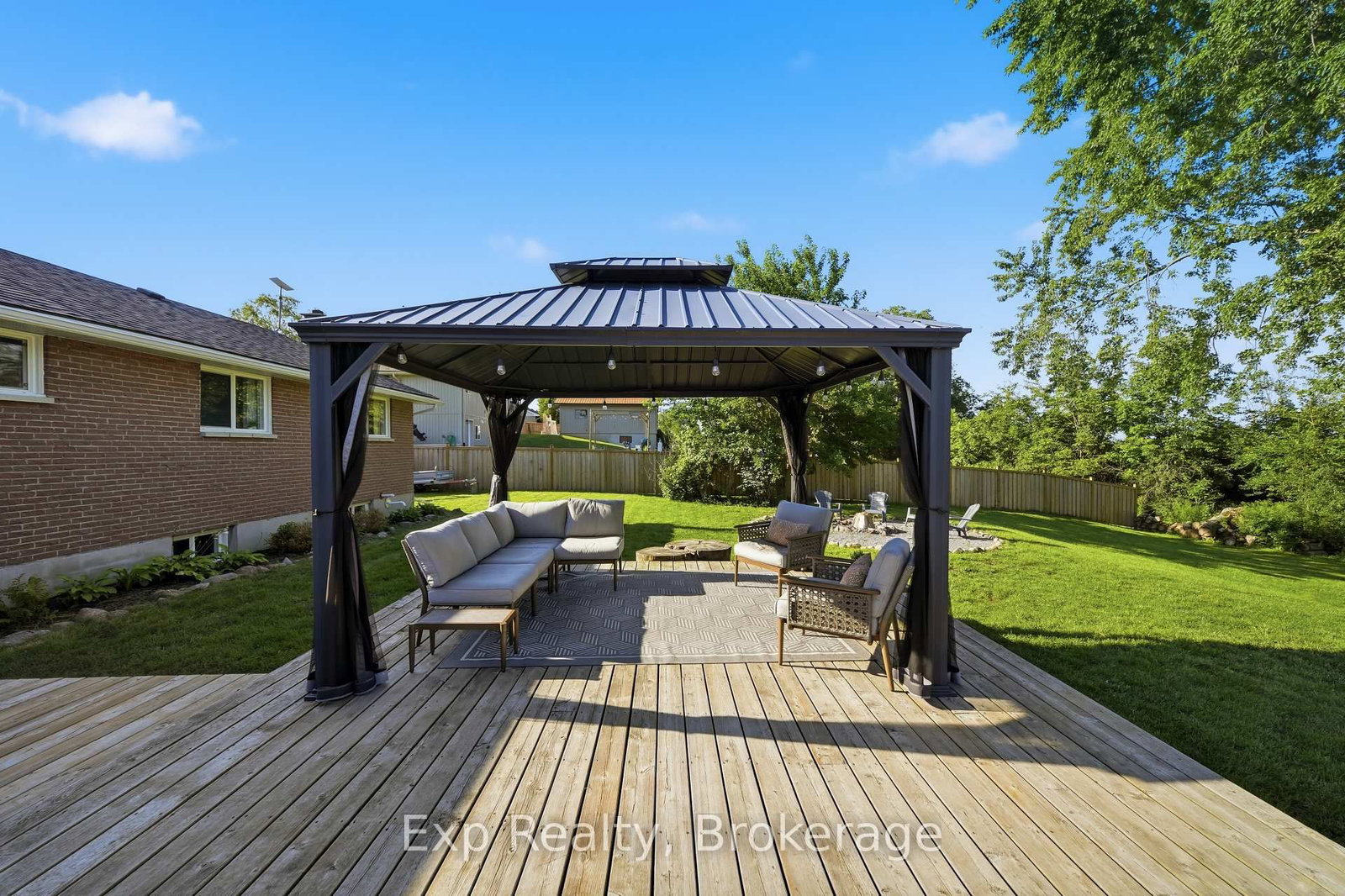 57 Huntingwood Drive • Belleville, ON photo 32