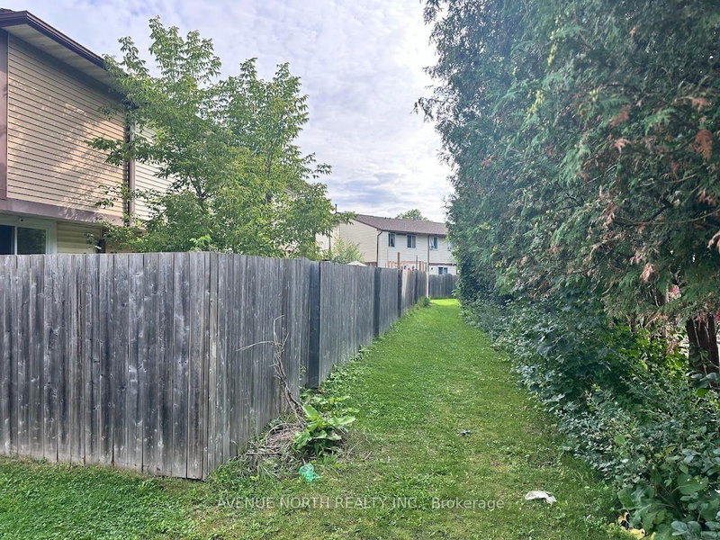 1352 Foxwell Street