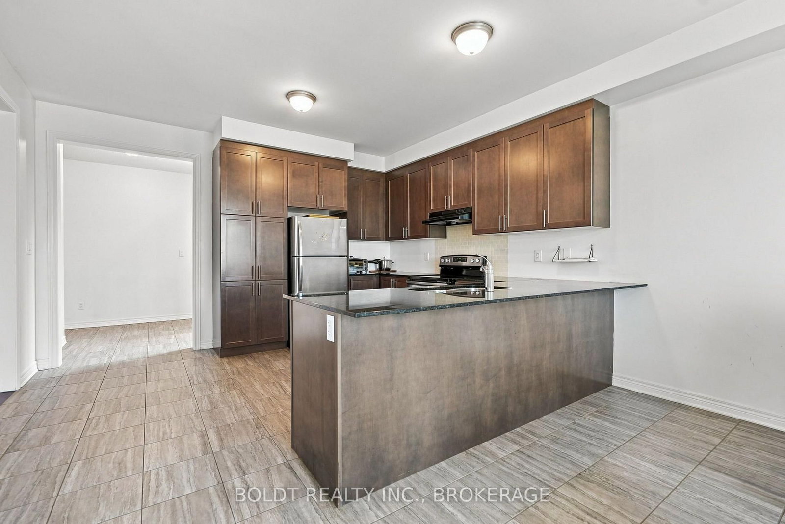 85 Homestead Way • Thorold, ON photo 12