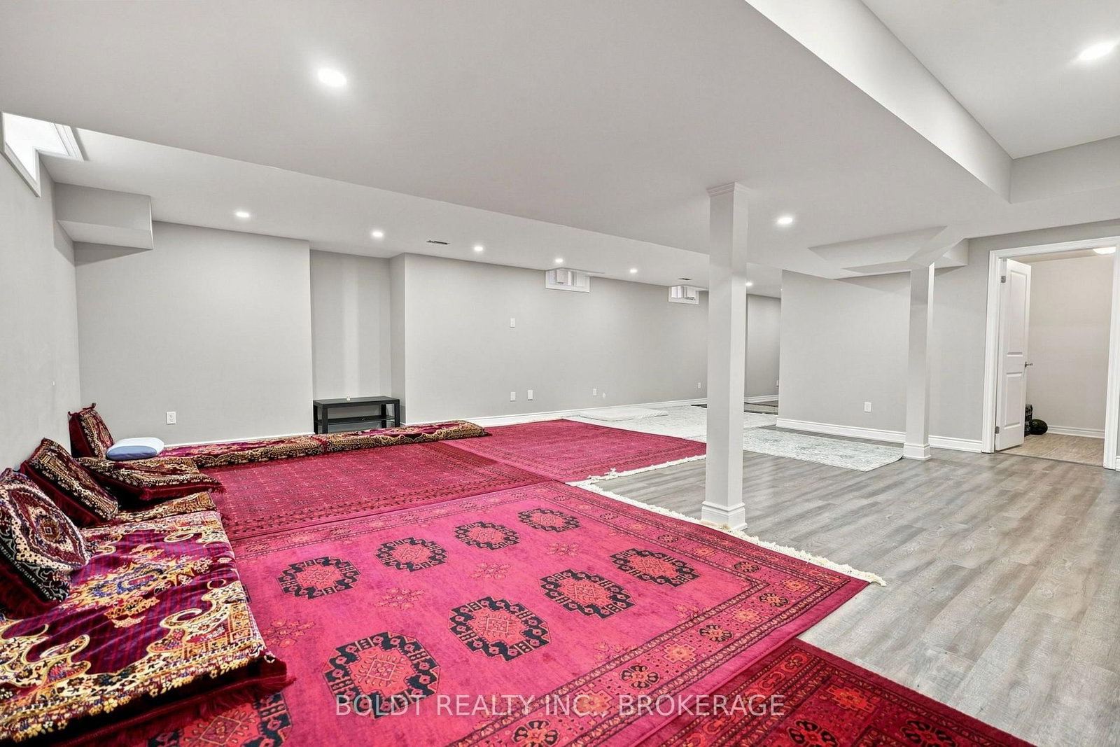 85 Homestead Way • Thorold, ON photo 34
