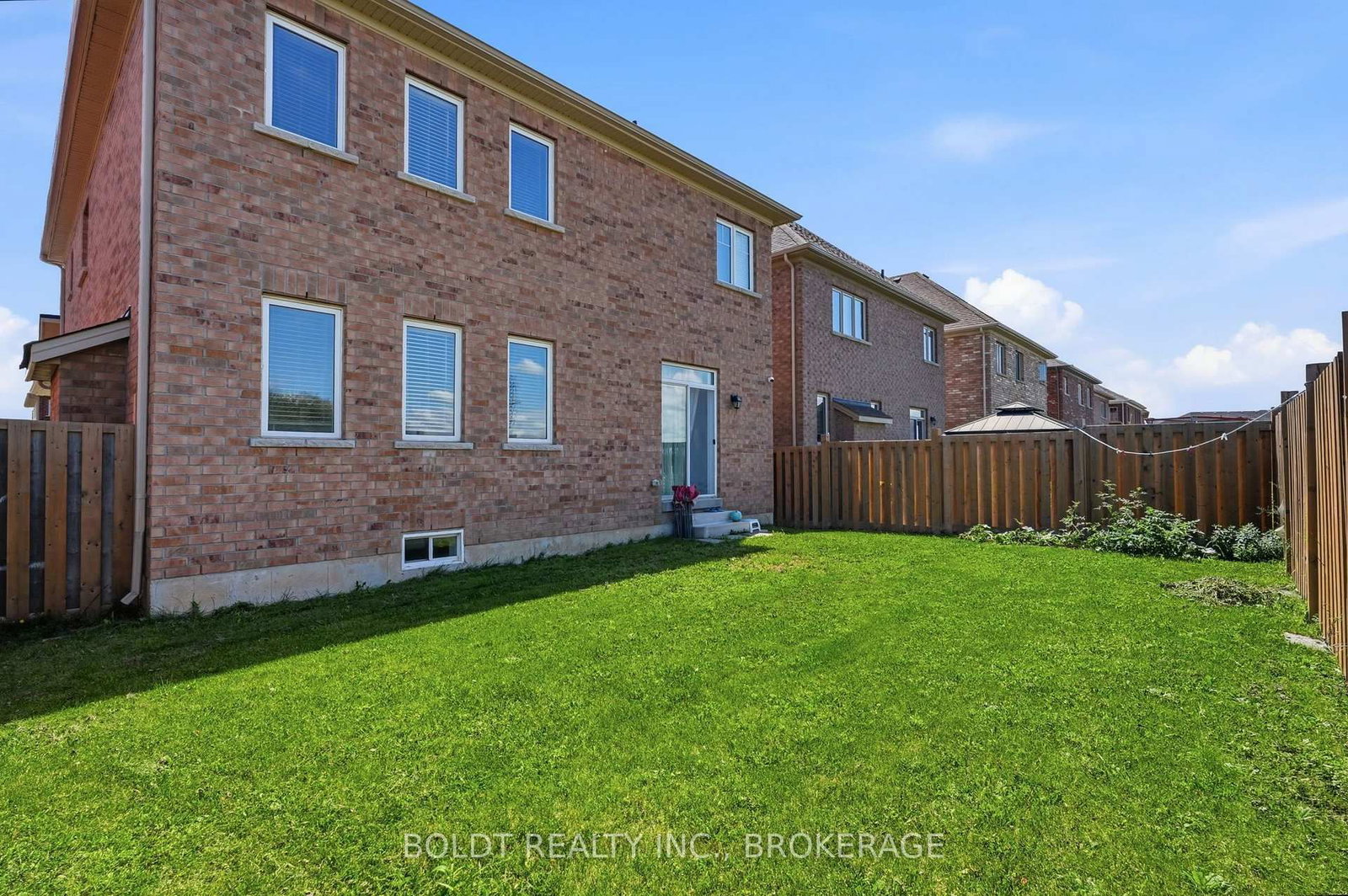 85 Homestead Way • Thorold, ON photo 39