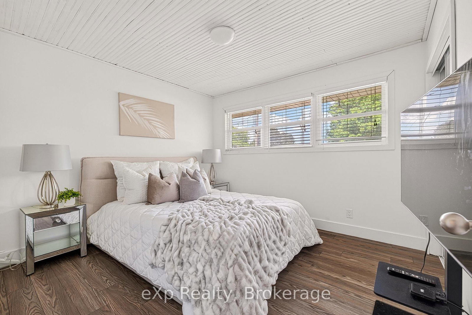 18 Willowdale Street • Brantford, ON photo 14