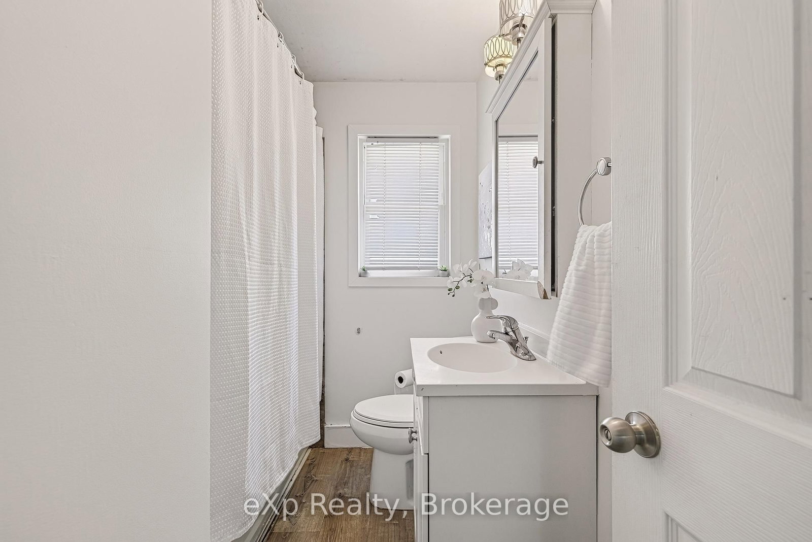18 Willowdale Street • Brantford, ON photo 15