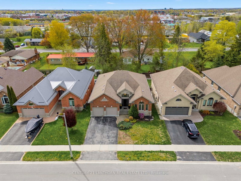 39 McDougall Drive