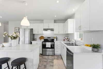 81 Douglas Drive • Bracebridge, ON photo 3