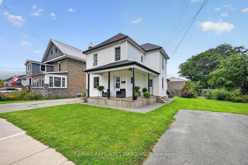 57 Smiths Falls Avenue