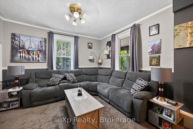 99 Dufferin Street • Stratford, ON photo 8