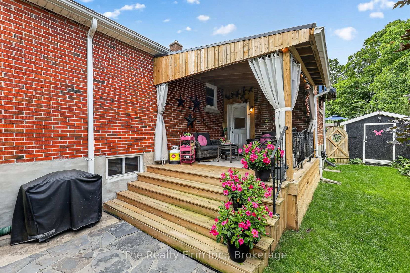 14 East Park Drive • Woodstock, ON photo 33