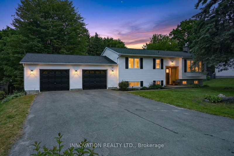 6535 Rideau Valley Drive N