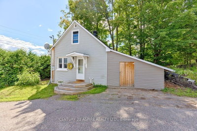168 Bonnechere Street E • Eganville, ON photo 2