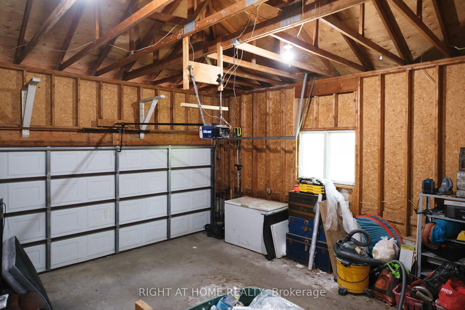 306 Lynx Hollow Drive • Pakenham, ON photo 22