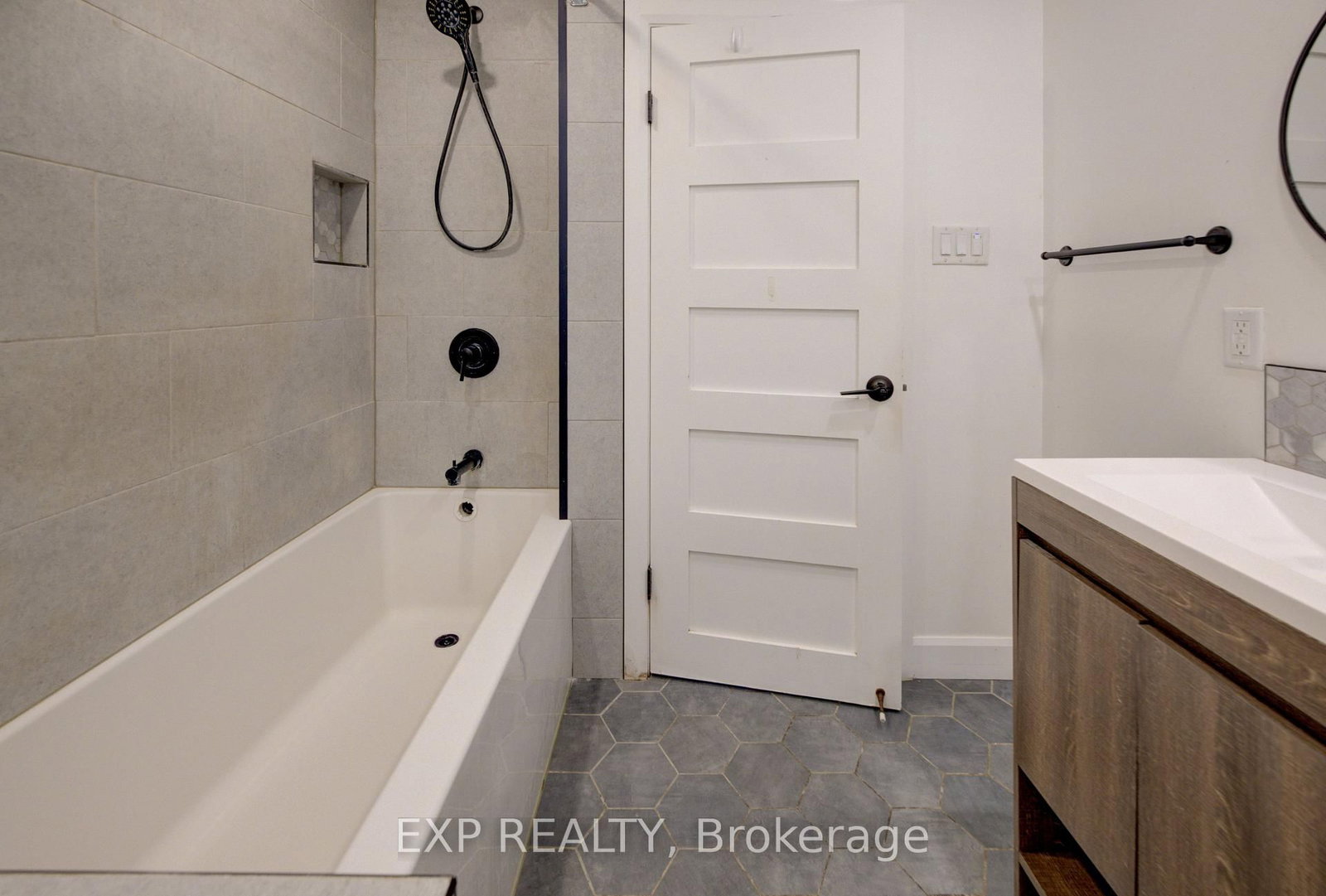244 Royal Street • Waterloo, ON photo 33
