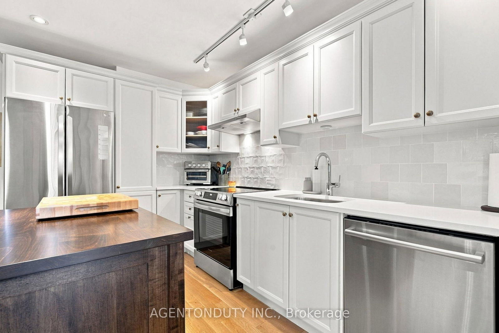 127 Peter Street • Hamilton, ON photo 15