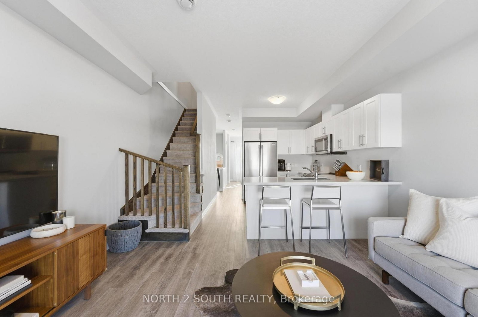90 Laguna Village Crescent • Hamilton, ON photo 11