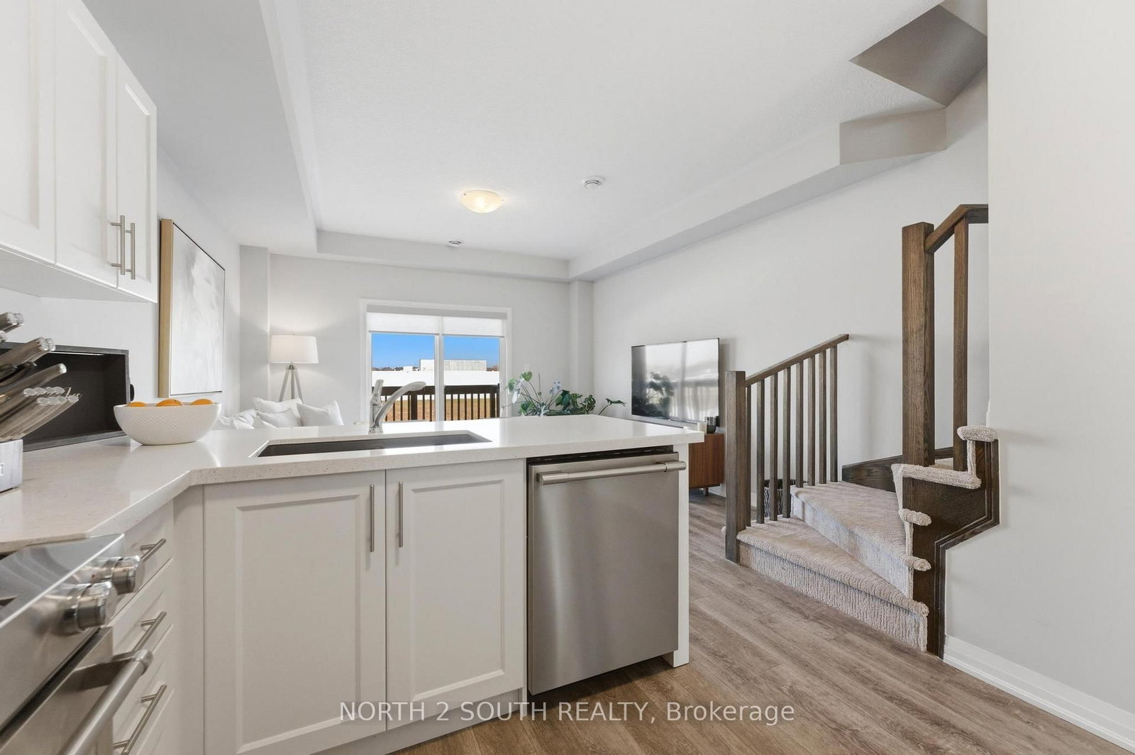 90 Laguna Village Crescent • Hamilton, ON photo 14