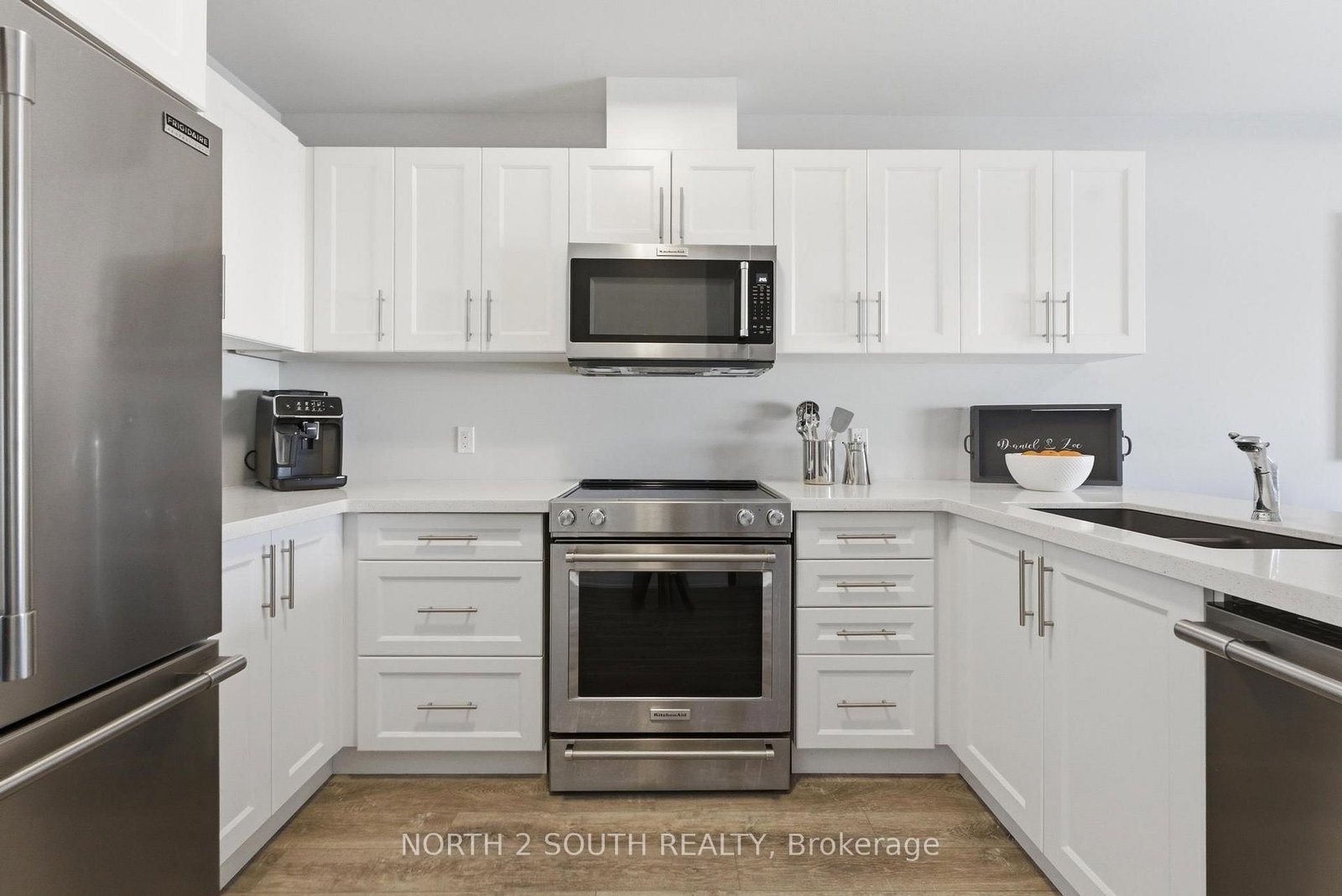 90 Laguna Village Crescent • Hamilton, ON photo 17